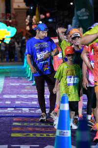 BIB: 3112
                            <button type="button" onclick="openModal(26226311)" class="btn btn-primary btn-sm float-right btn-popup" data-toggle="modal" data-target=".modal-high-quality">
                        <i class="fas fa-shopping-cart"></i> Add to Cart
                    </button>
                                            <button type="button" onclick="isThisMe(26226311, true)" class="btn btn-success btn-sm float-right btn-popup btn-isme hidden" data-toggle="tooltip" data-placement="bottom" title="นี่คือรูปของคุณใช่ไหม คลิกที่นี่เพื่อเอาเข้าอัลบั้ม">
                        <i class="fas fa-plus"></i> Add to album
                    </button>
                    <button type="button" onclick="isThisMe(26226311, false)" class="btn btn-warning btn-sm float-right btn-popup btn-isnotme hidden">
                        <i class="fas fa-ban"></i> Remove from album
                    </button>